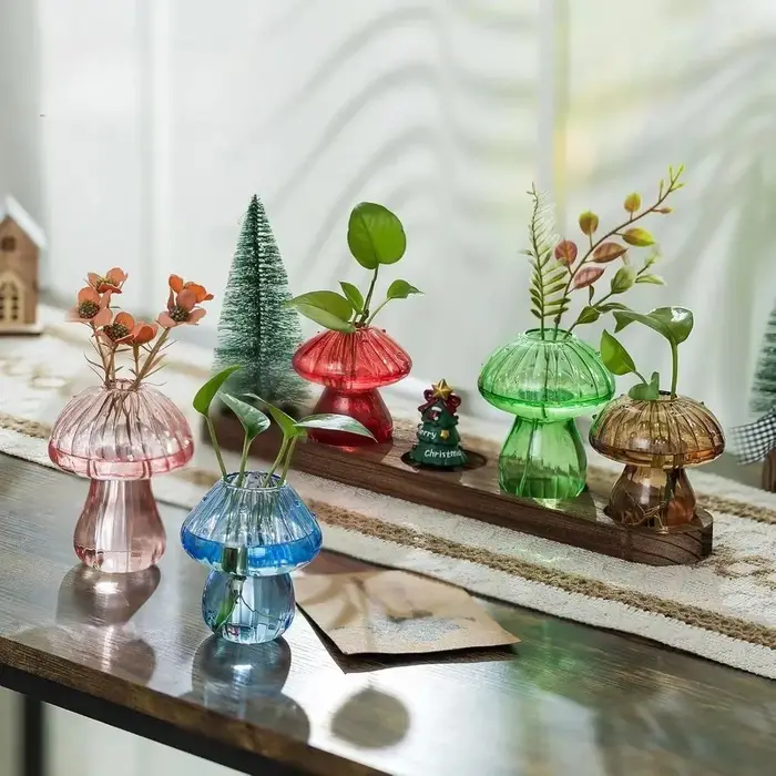 Vase de jardinière en verre de champignon avec Base en bois