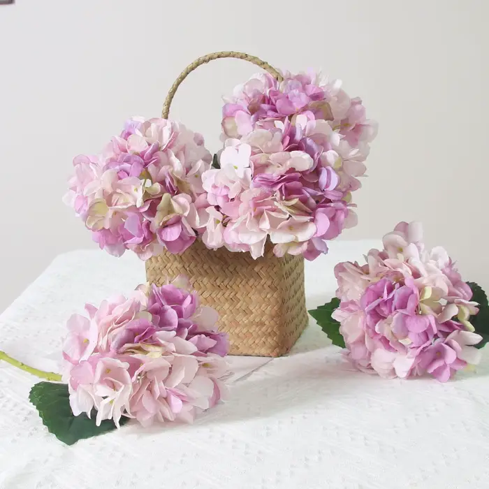 Bouquet de fleurs d'hortensia artificielles violettes