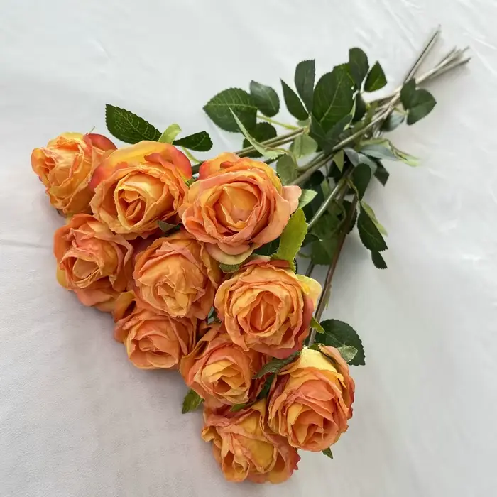 Bouquet de roses bulgares artificielles