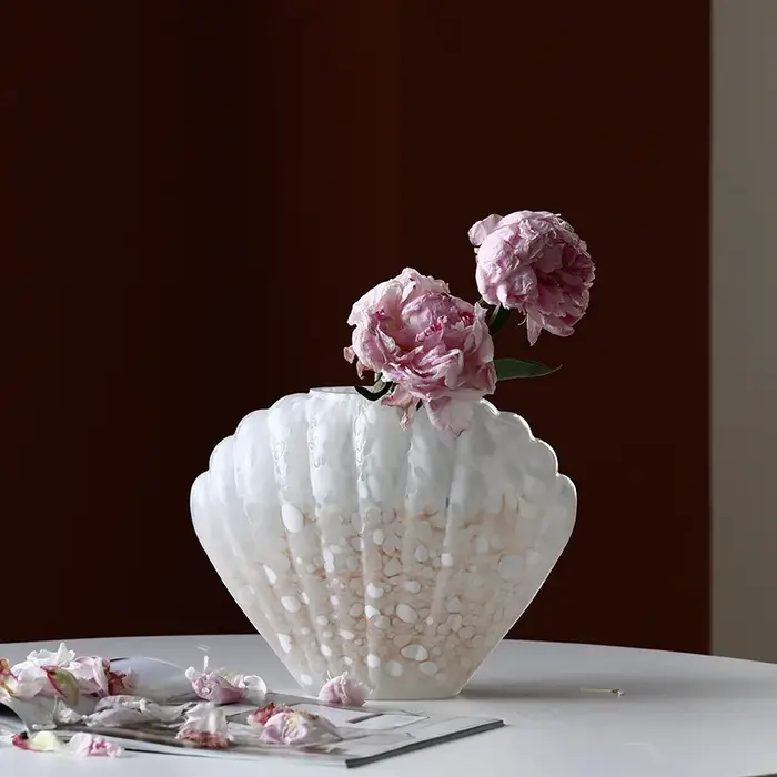 Vase en pierre à coque Vintage
