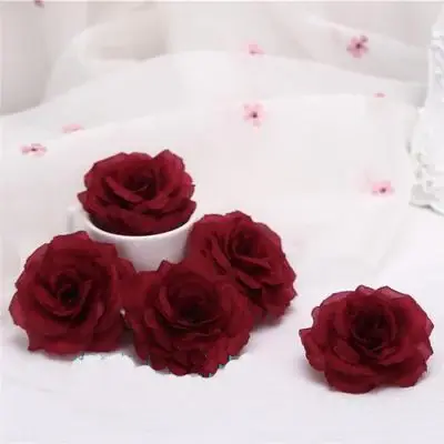Têtes de roses artificielles noires en soie