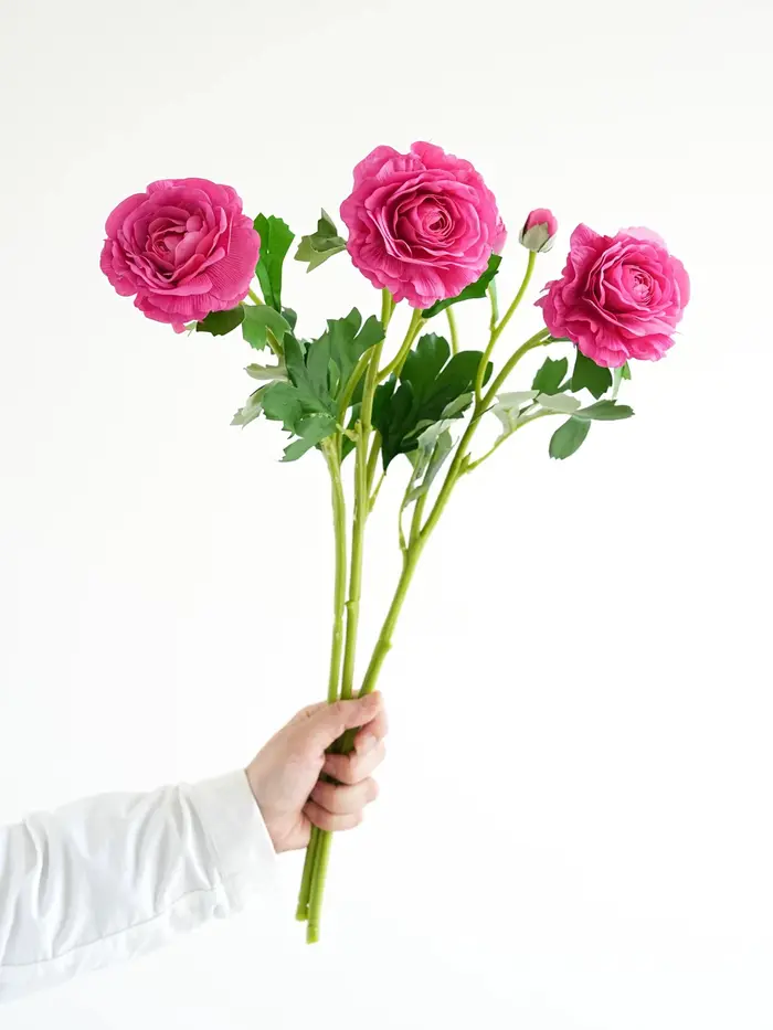 Fleurs artificielles de ranunculus