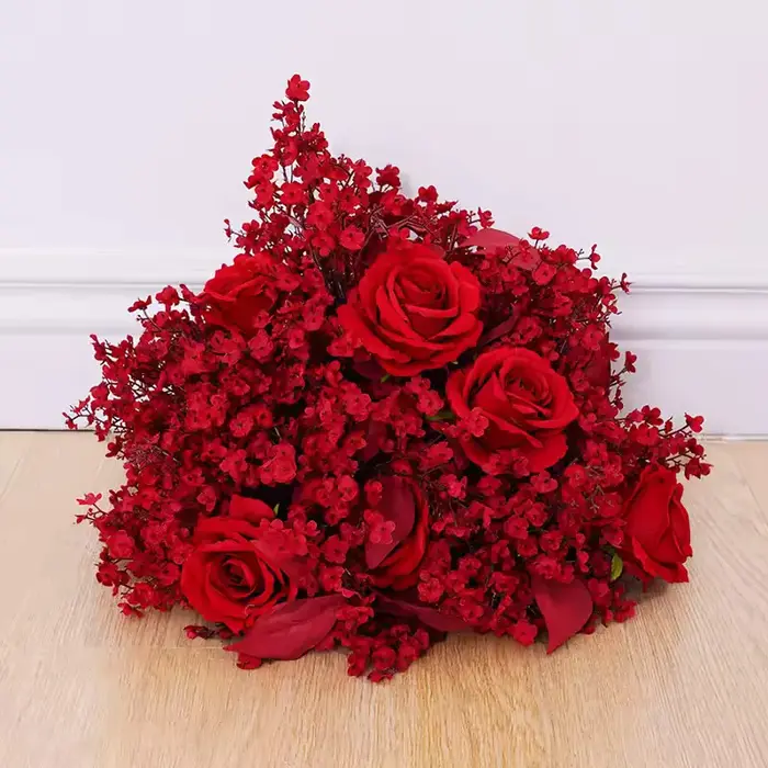 Rose rouge fleur de prunier décoration florale cadre d'arc d'angle accessoires de fond de mariage fête événement scène
