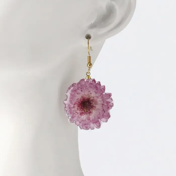 Boucles d'oreilles élégantes en fleurs séchées, faites à la main en résine époxy, bijoux uniques en fleurs naturelles, accessoires personnalisés en gros