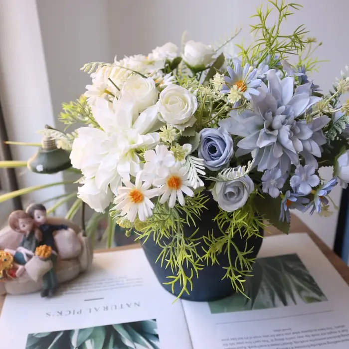 Bouquet de Roses artificielles en soie