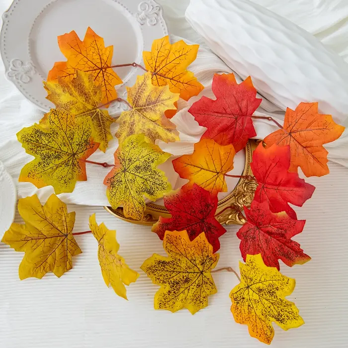 Plantes artificielles Fleurs Soie Feuille D'érable Halloween Festival De Noël Décoration Maison Salle Table Jardin Mariage Scrapbook