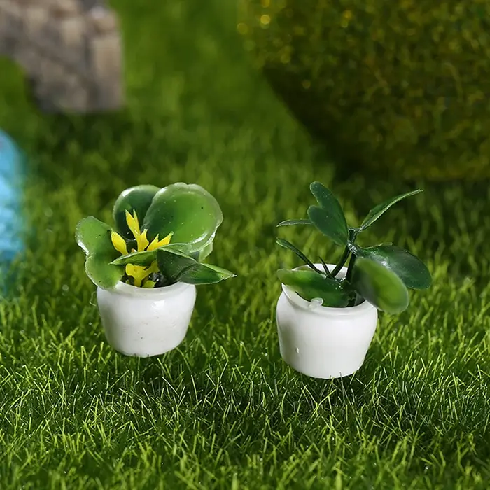 Mini arbre miniature en pot pour maison de poupée
