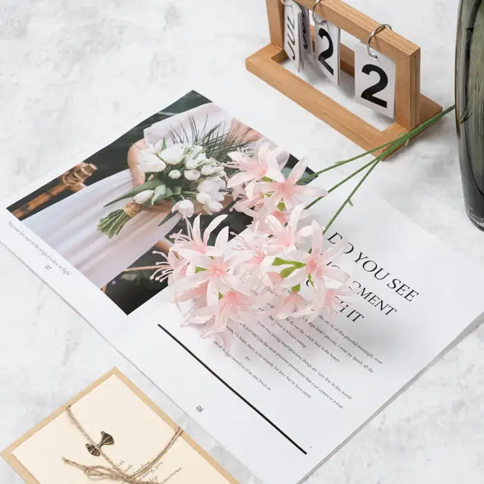 12 pièces de fleurs artificielles en soie