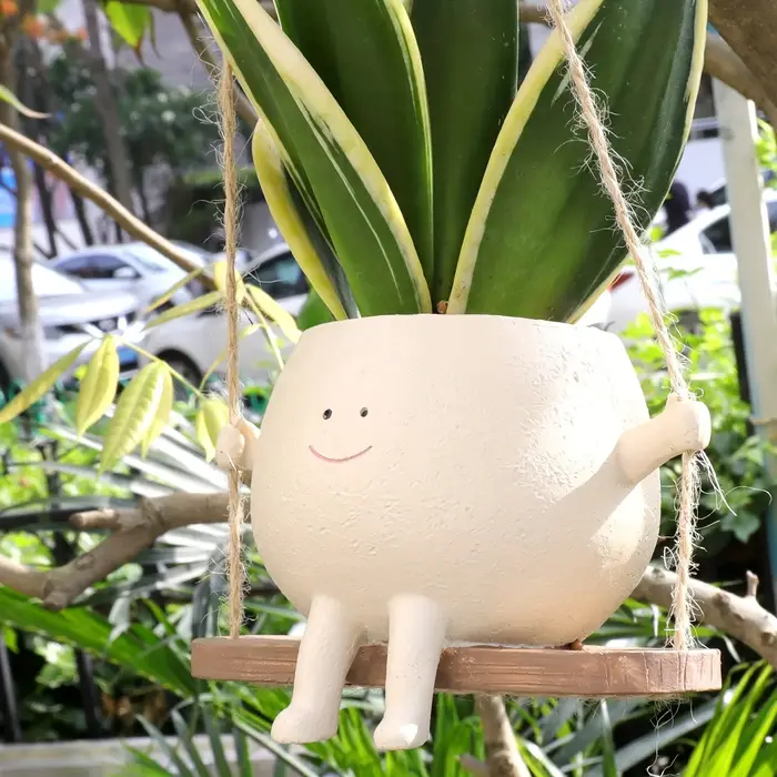 Pot de jardinière suspendu en résine