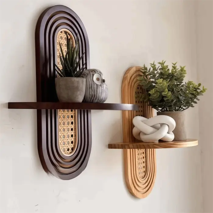 Nouvelle étagère à fleurs en rotin faite à la main