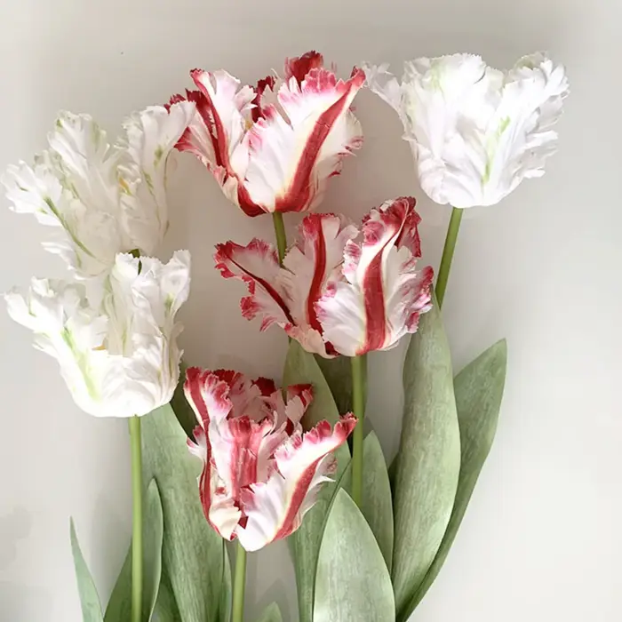 Fleur de tulipe artificielle de haute qualité