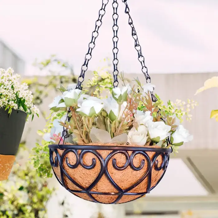 Pots de fleurs suspendus d'extérieur