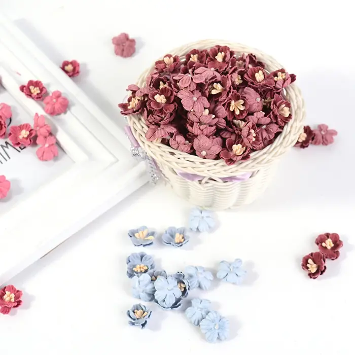 Mini têtes de fleurs artificielles pour la décoration intérieure