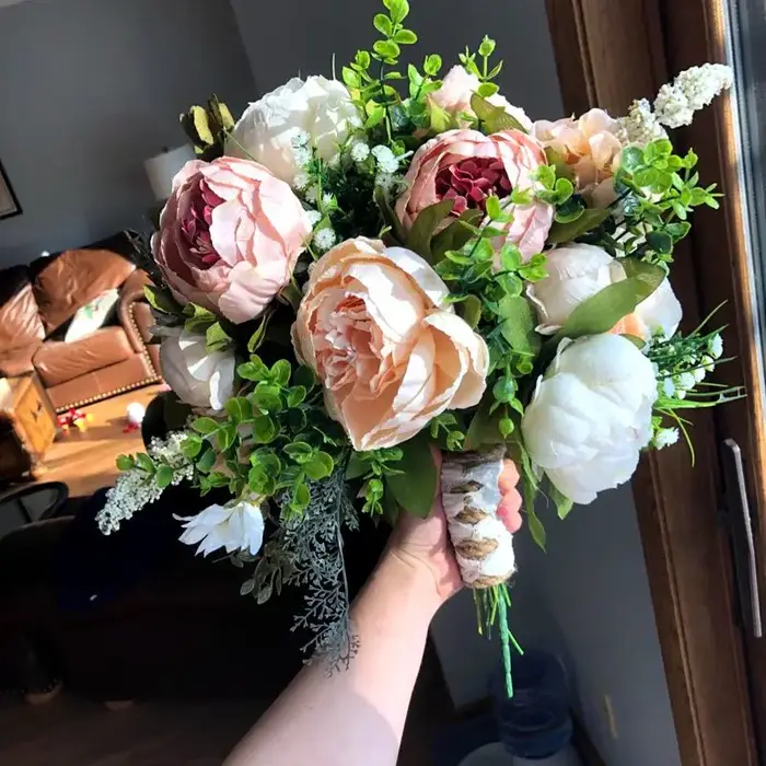 Bouquet de Fausses Fleurs en Soie