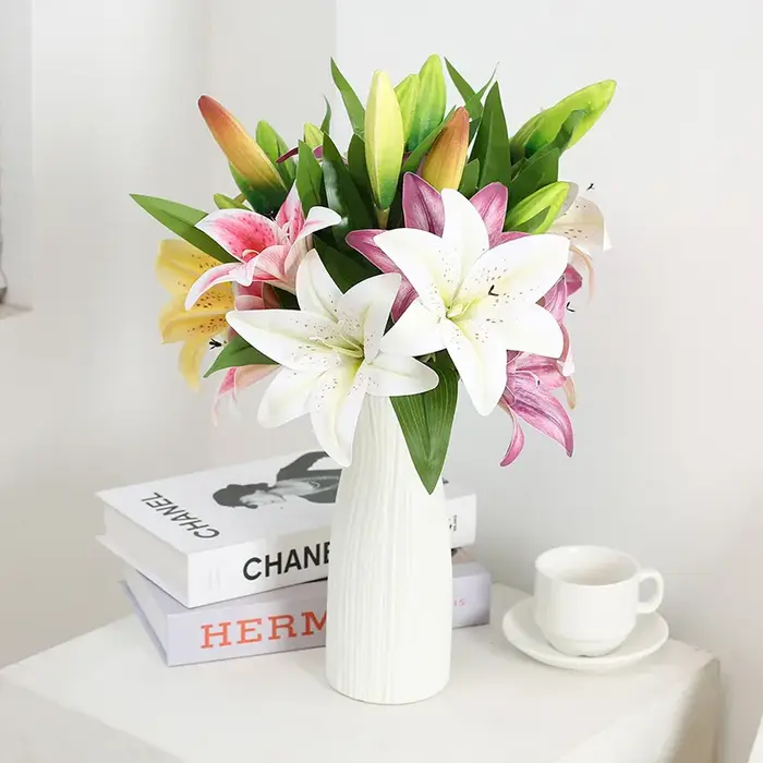 Bouquet de fleurs artificielles en soie