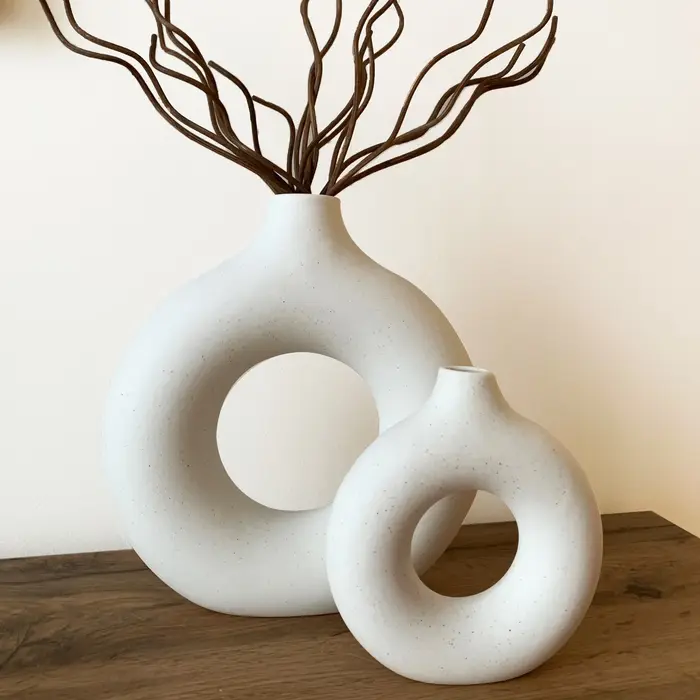 Vase nordique circulaire creux en céramique