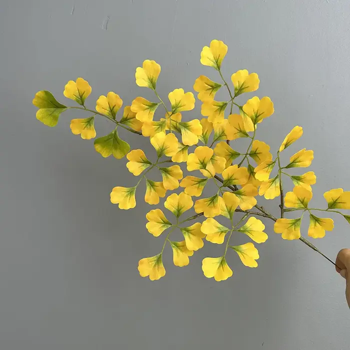 8 pièces de feuilles de Ginkgo artificielles en plastique