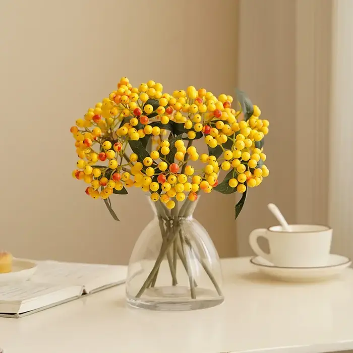 Petit bouquet de fruits artificiels