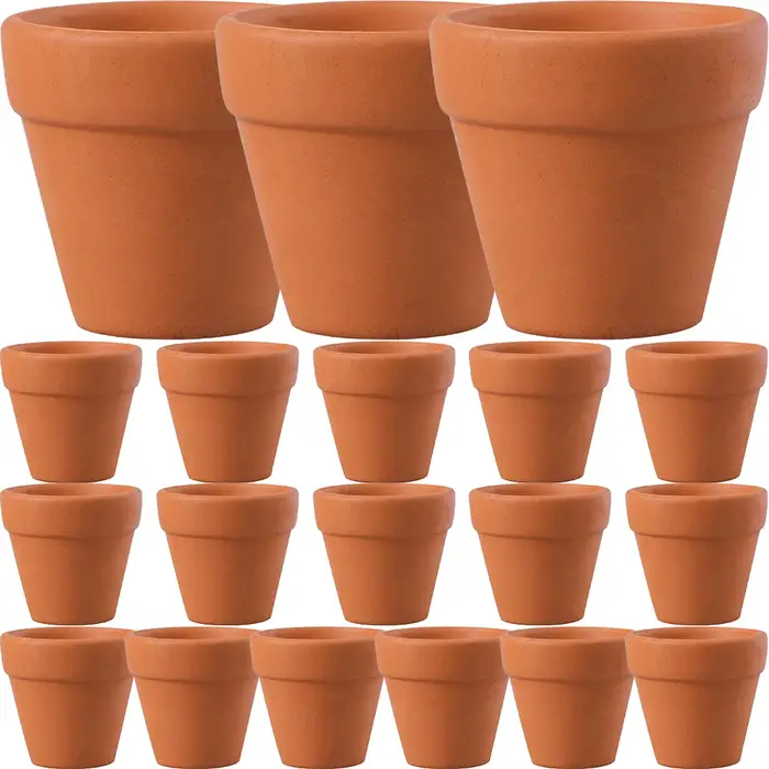 Petit Pot de Fleur en Argile pour Décoration d'Extérieur