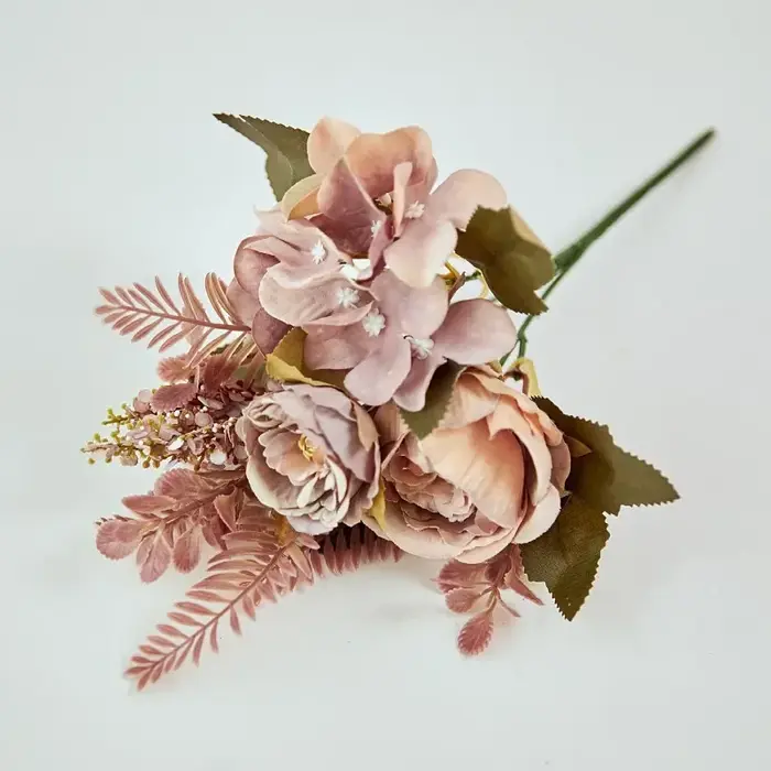 Bouquet de pivoines artificielles pour la mariée