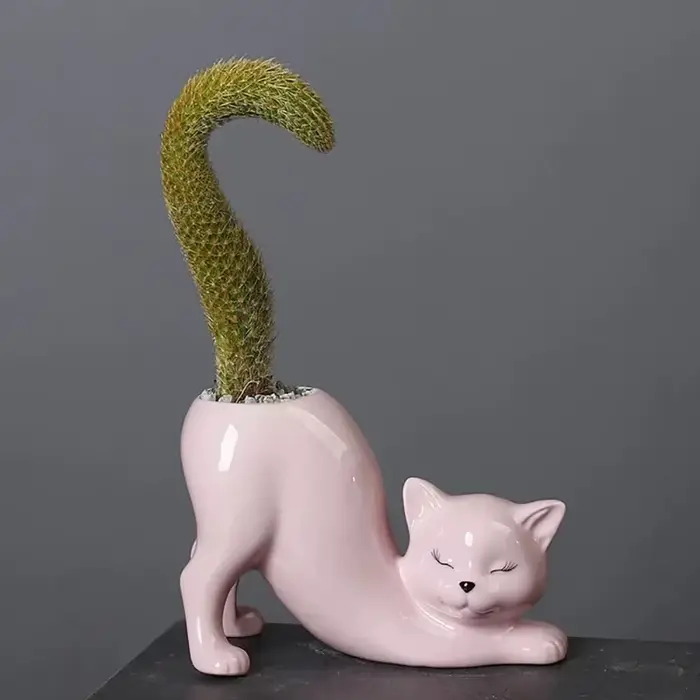 Pot de fleurs en céramique en forme de chaton