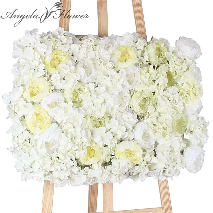 Grandes têtes de fleurs de pivoine