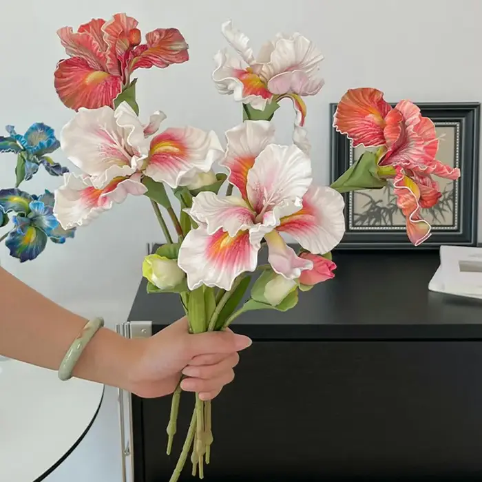 Fleurs artificielles fausses