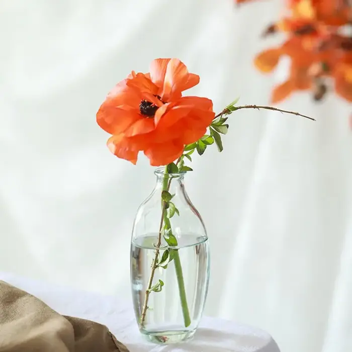 Vase à fleurs en verre de couleur dégradée