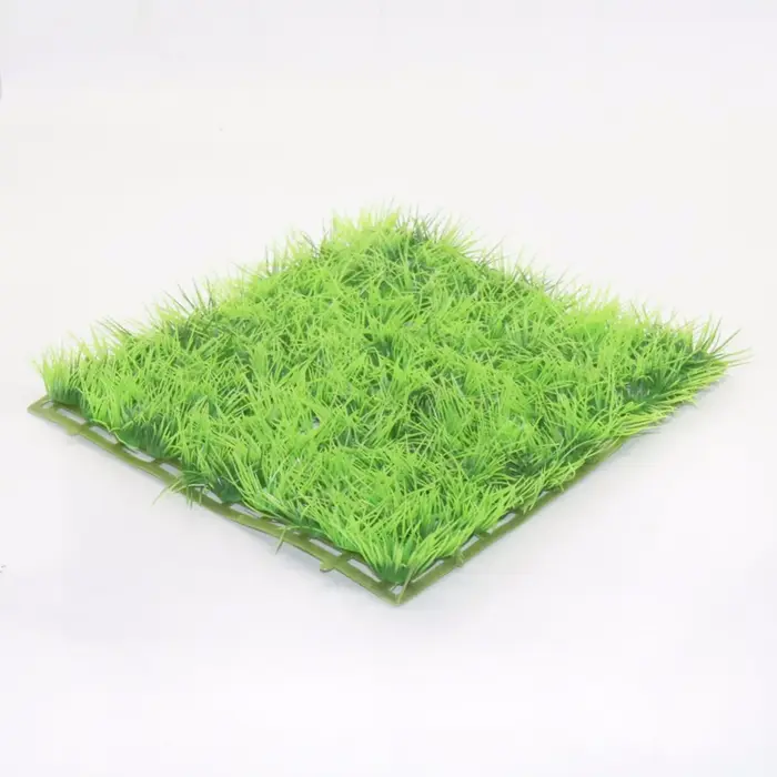 Plante d'herbe verte en plastique ABS artificiel