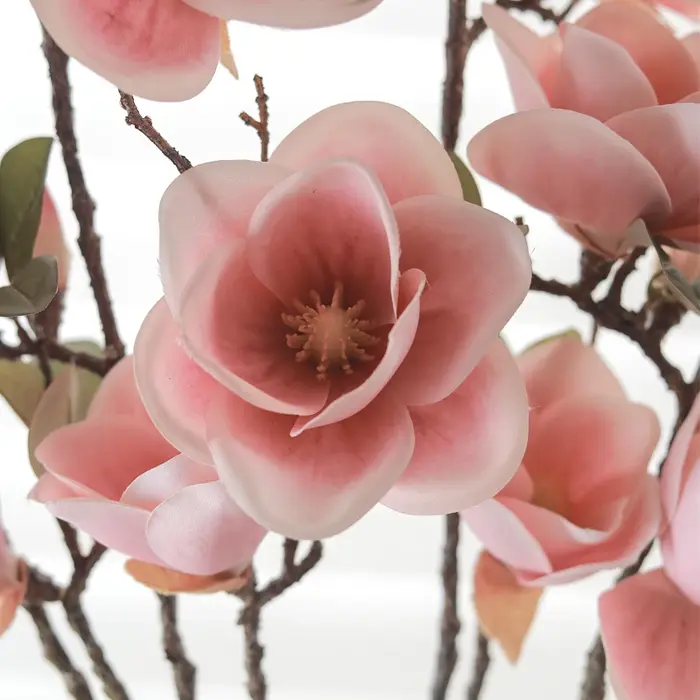 Fleurs artificielles de magnolia avec de longues branches