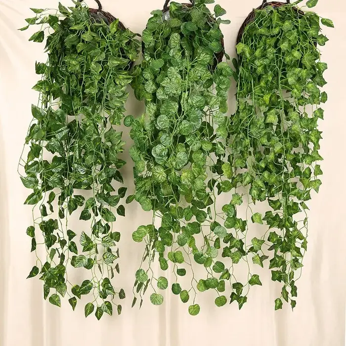 Simulation de mur de plantes artificielles