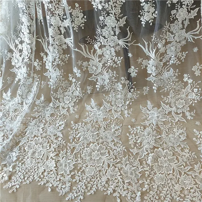 Tissu en Dentelle Florale pour Patients