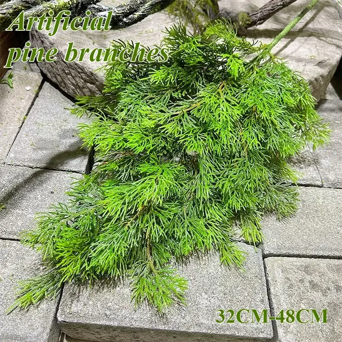 1 branche de pin artificielle verte de 32 à 48 cm