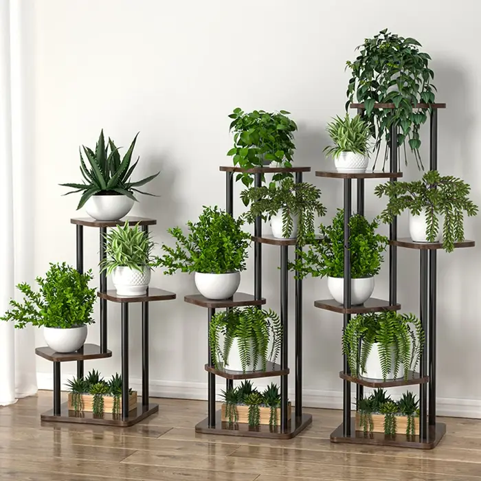 Étagère en bois pour plantes et fleurs