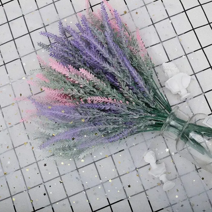 Fleurs artificielles flocées