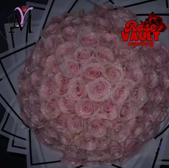 Bouquet artificiel scintillant 2026