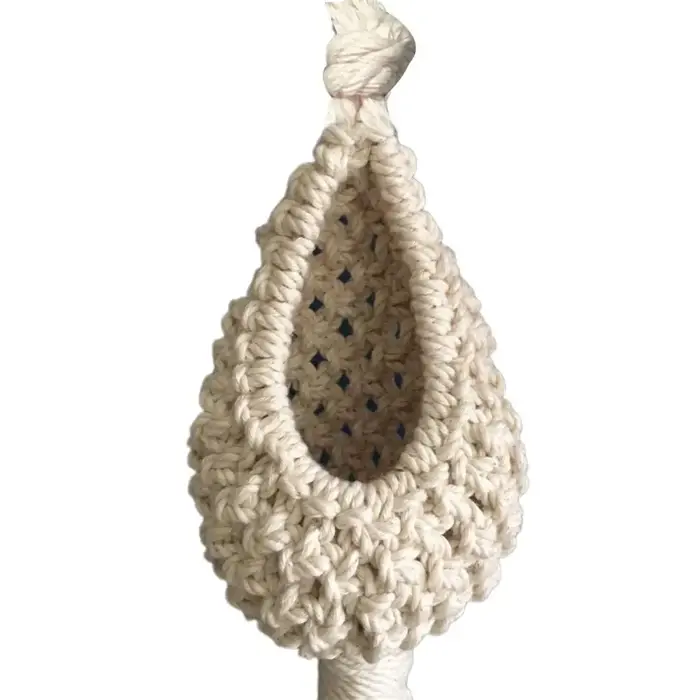 Mir en macramé fait à la main pour la décoration intérieure