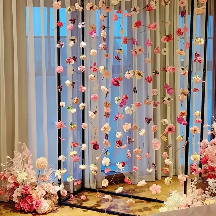 Rideau de fleurs artificielles flottantes style bohème