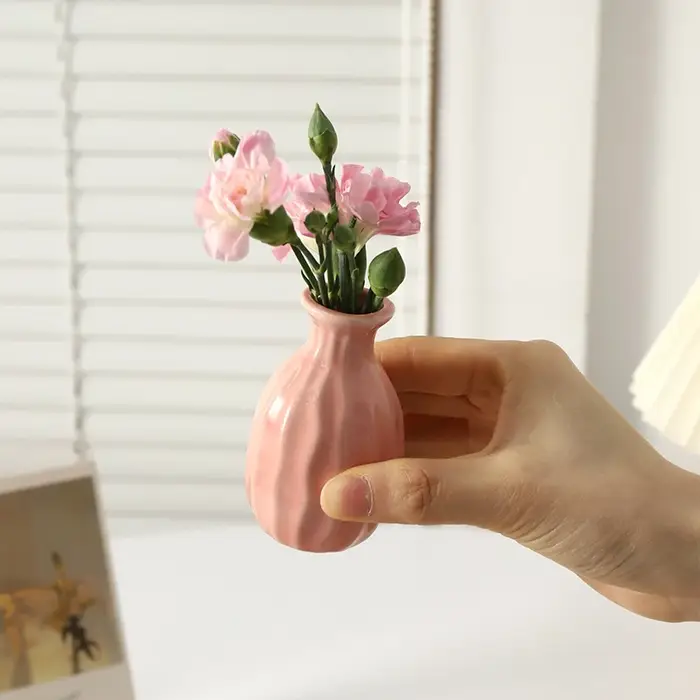 Mini vase à fleurs en céramique