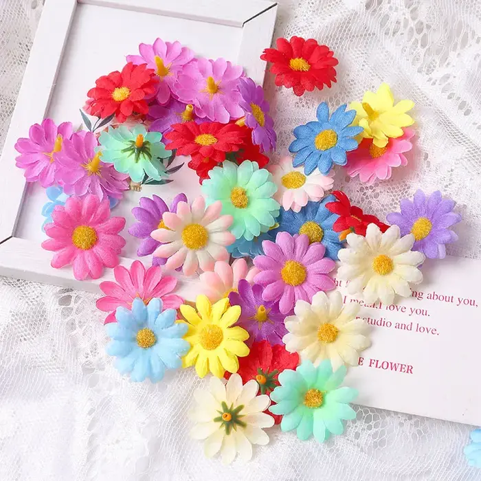 Mini Fleurs Artificielles de Décoration de Mariage
