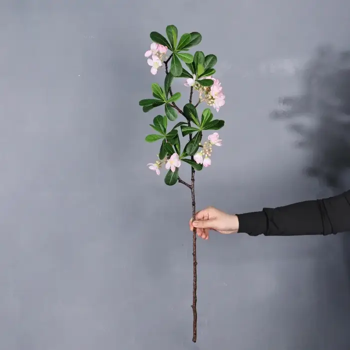 4 pièces de fleurs artificielles en soie
