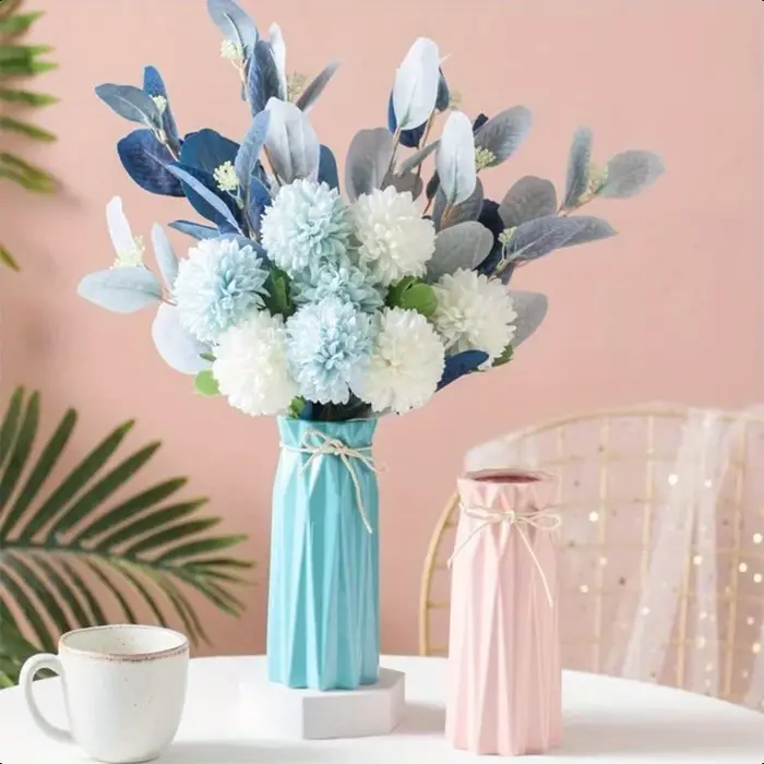 Vase en plastique imitation fleur