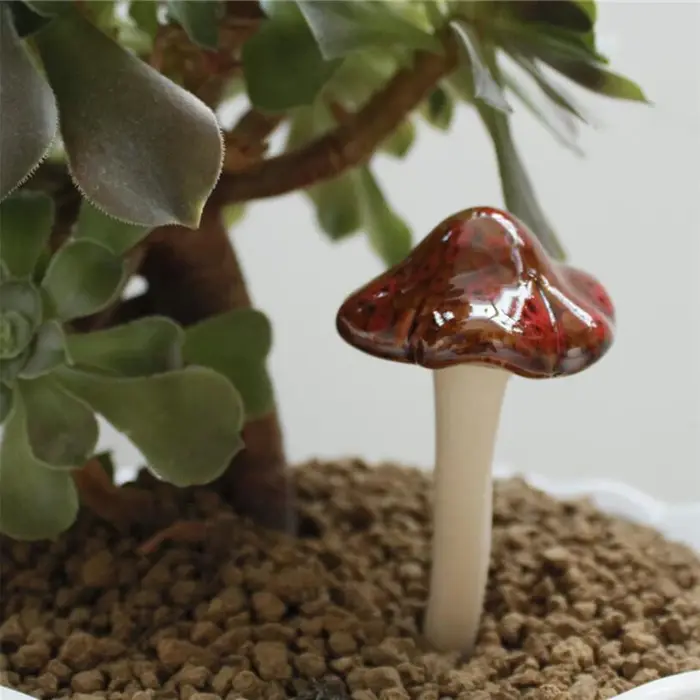 Pot de fleurs artisanal en céramique
