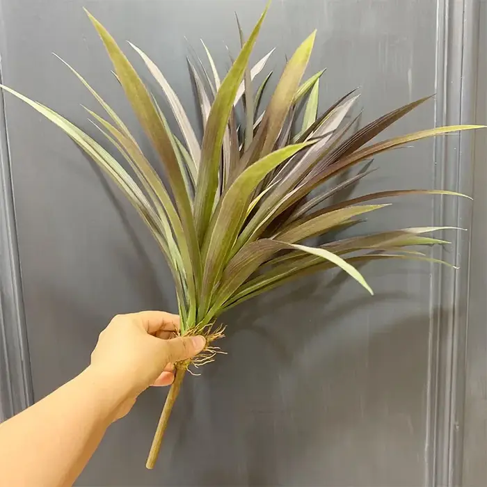 Plante artificielle en plastique pour la décoration murale de la maison