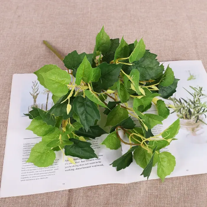 Plantes artificielles en plastique pour la décoration de la maison