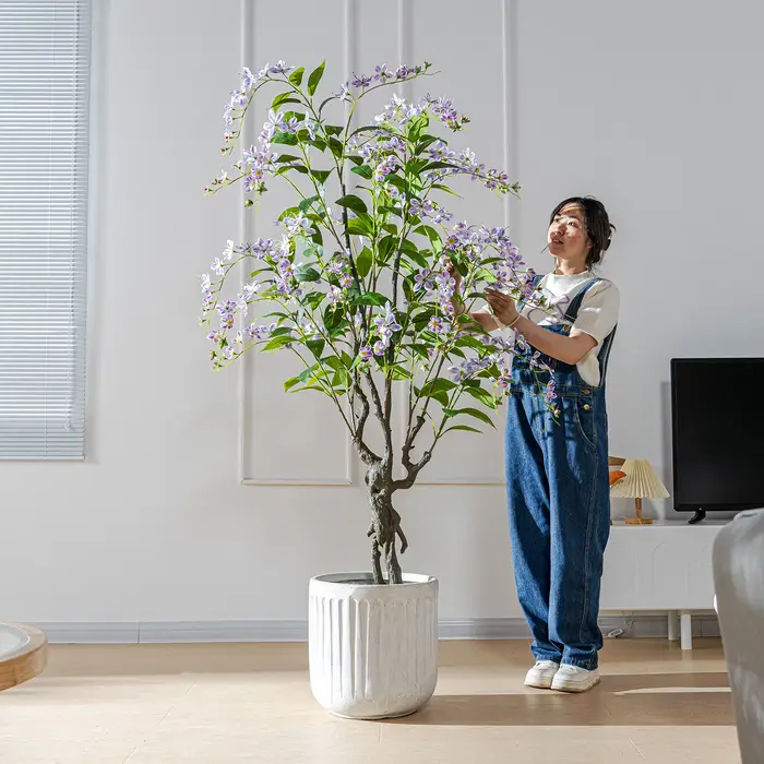 Simulation de jasmin + fleurs artificielles blanches
