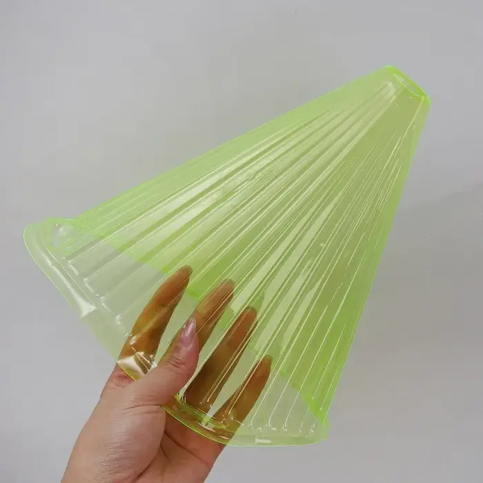 Couvercles de cloche de plantes en plastique Transparent