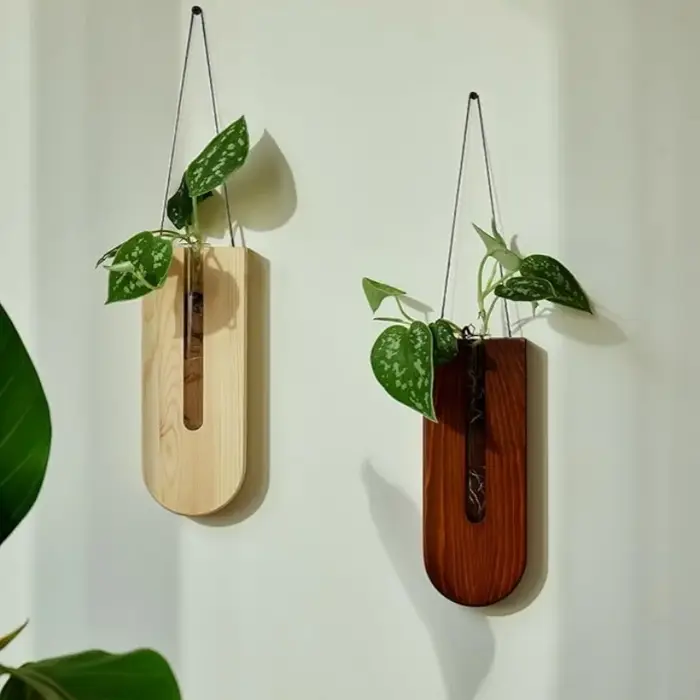 Vase à fleurs en bois avec support en bois