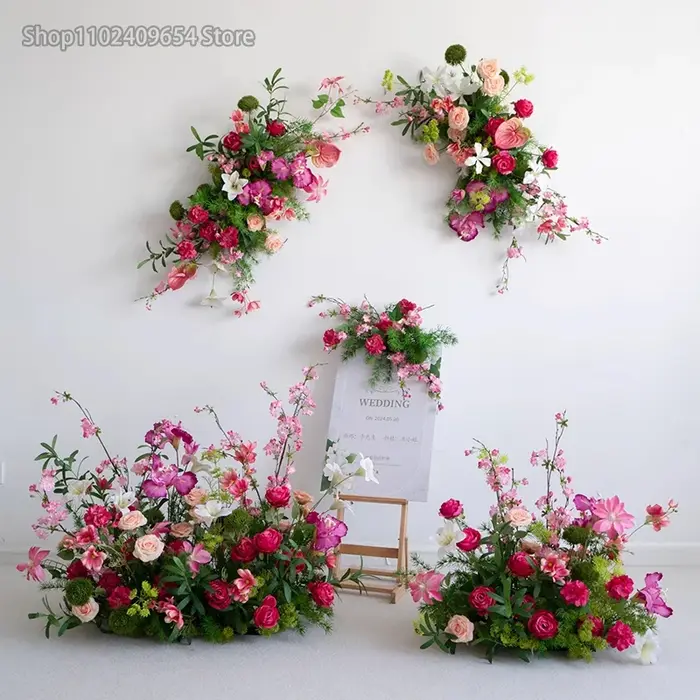 Feuilles vertes, rose vif