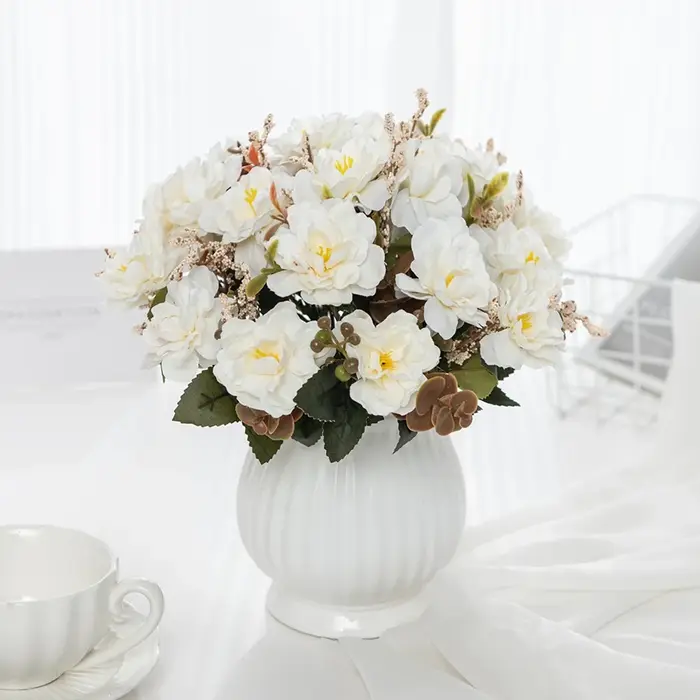 Fleurs artificielles Scrapbooking Soie Cerise Vase Maison Chambre Décor En Plein Air De Mariage Jardin Bouquet Broche Diy Festival Couronne